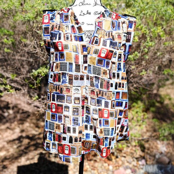 Antilia Femme Novelty Print Window Short Sleeve Top - Picture 1 of 2